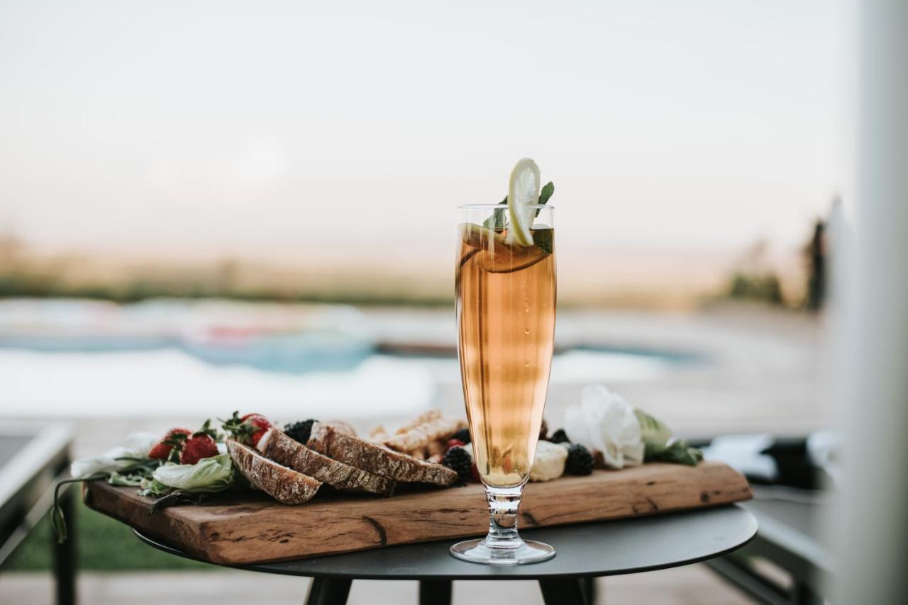 The Feather Hill Boutique Hotel Потчефструм Екстериор снимка